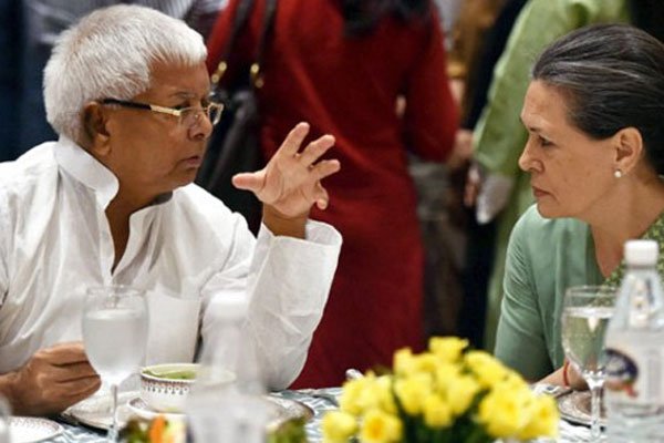 BJP के खिलाफ पटना में लालू-नीतीश के साथ उतरेंगी होंगी सोनिया गांधी…