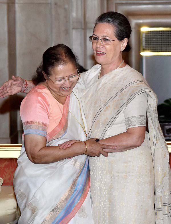 नरेंद्र मोदी, मनमोहन सिंह, अरविंद केजरीवाल, नजीब जंग, सोनिया गांधी, राजनाथ सिंह, सुमित्रा महाजन, स्वतंत्रता दिवस sumitra mahajan, sonia gandhi, rajnath singh, narendra modi, najeeb junj, arvind kejriwal, independence day