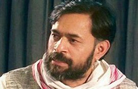आम आदमी पार्टी, योगेंद्र यादव, पूर्व आप नेता योगेंद्र, पीएम आवास, भूमि अधिग्रहण बिल, land acquisition act, yogendra yadav, aap party yogendra, yogendra yadav arrested