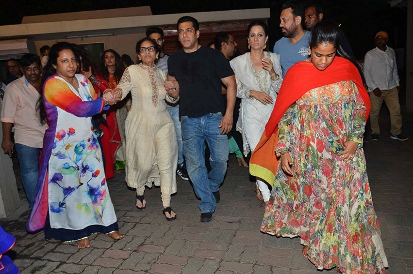 Aamir Khan, Kiran Rao, dangal, Bollywood, आमिर खान, किरण राव, फिल्‍म दंगल, बॉलीवुड