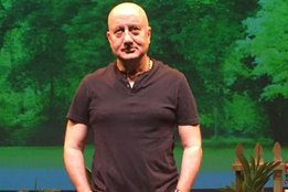 anupam kher, anupam kher struggle story, anupam kher untold story, anupam kher news, anupam kher twitter, bollywood news in hindi, अनुपम खेर, पीएम मोदी, अनुपम खेर की कहानी