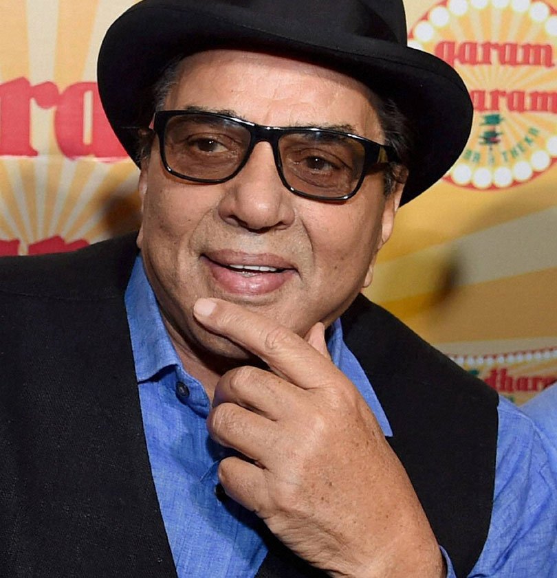 dharmendra, dharmendra restaurant, dharam garam, dharmendra themed restaurant, dharam garam dhaba, dharmendra restaurant delhi, dharam garam dhaba te theka, dharmendra delhi restaurant, dharmendra movie posters, dharmendra dialogues, dharamendra movies, entertainment news, धर्मेंद्र, गरम धरम, ढाबा ते ठेका, बॉलीवुड, बॉलीवुड न्यूज़, मनोरंजन