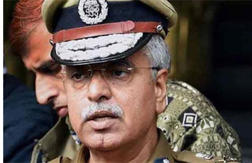 rajnath singh, delhi police, b s bassi, delhi police b s bassi, hindi diwas, राजनाथ सिंह, बीएस बस्सी, दिल्ली पुलिस प्रमुख बीएस बस्सी, हिंदी दिवस, दिल्ली
