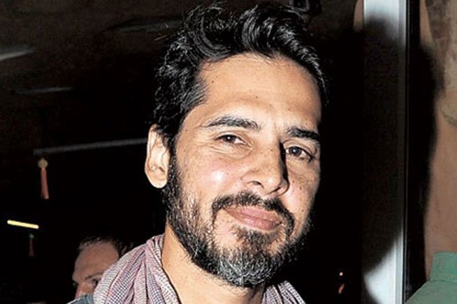 बिग बॉस 9, डिनो मोरिया, सलमान खान, टीवी शो बिग बॉस, bigg boss 9, bigg boss, bigg boss dino morea, bigg boss salman khan, salman khan, bigg boss 9 contestants, dino morea