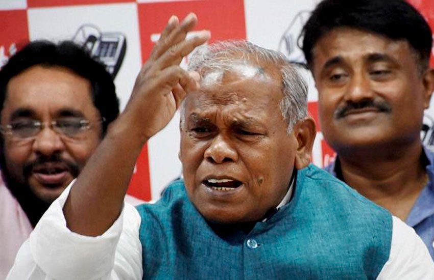 देवेंद्र प्रसाद यादव ने राजग में सीट समझौता के बजाए आत्मसमर्पण करने के मुद्दे पर पार्टी से इस्तीफा दिया।