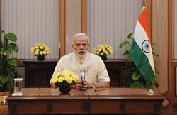 नरेंद्र मोदी ने कही ‘मन की बात’ : अगले महीने मिलेंगे नेताजी के परिजनों से