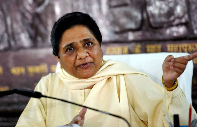 दलित नेता ने ब्राह्मणों के खिलाफ डाली फेसबुक पोस्ट, मायावती ने पार्टी से निकाला