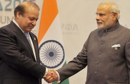bebak bol, column of mukesh bharadwaj, jansatta, india-pakistan, controversies, kashmir, other issues
