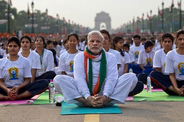 ‘योग-सूर्य नमस्कार-वंदे मातरम’ से मुस्लिम आस्था को खतरा: AIMPLB