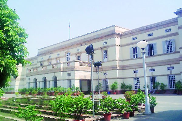 नेहरू की धरोहर पर ‘हमले’ के खिलाफ उठी आवाज