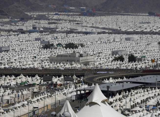 haj stampede, indians killed, mecca stampede, haj stampede death, haj stampede indians killed, indians killed in mecca, mecca indians killed, haj stampede injured, haj stampede accident, haj stampede pilgrims, haj stampede today,haj news today, mecca accident, mecca news today, mecca stampede photos, mecca stampede pictures, saudi news today, world news, हजयात्रा, मक्का, नरेंद्र मोदी, 717 लोगों की मौत