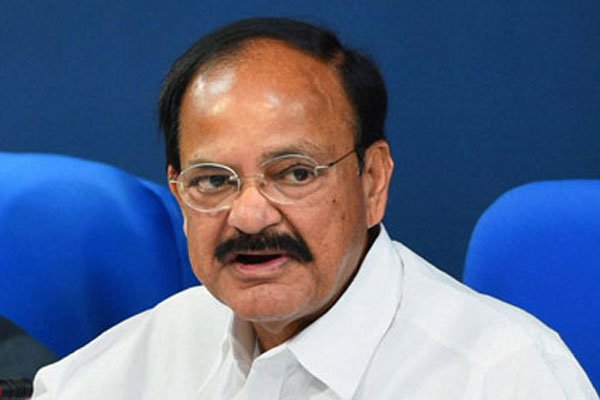 मोदी सरकार के मंत्रियों का संघ के पास जाना ‘पुत्र का अपनी मां के पास जाने’ जैसा: नायडू
