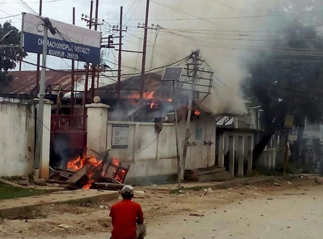 मणिपुर हिंसा, manipur violence, manipur protest, manipur riot, manipur curfew, anti tribal bills, manipur agitation, manipur government, manipur incident, manipur riot photo, manipur curfew photo, manipur death toll, manipur violence death toll, manipur news