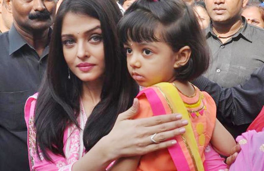 aishwarya rai bachchan, aishwarya rai, aishwarya rai daughter, aishwarya rai daughter aaradhya, aishwarya rai aaradhya, aishwarya rai bachchan daughter, aishwarya rai aaradhya, aaradhya bachchan, aishwarya rai family, aishwarya rai mother, aishwarya rai father, aishwarya rai news, aishwarya rai bachchan news, aishwarya rai films, aishwarya rai movies, aishwarya rai jazbaa, aishwarya rai bachchan jazbaa, jazbaa, jazbaa movie, ऐश्वर्या राय बच्चन, आराध्या बच्चन, ऐश्वर्या राय आराध्या, जज्बा, ऐश्वर्या राय बच्चन सिद्धिविनायक मंदिर, सिद्धिविनायक मंदिर, बॉलीवुड, बॉलीवुड न्यूज़, मनोरंजन