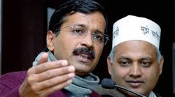 खुद को सरेंडर करें सोमनाथ भारती, AAP के लिए बन गए हैं शर्मिदिंगी का सबबः केजरीवाल