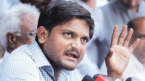 हिरासत में हार्दिक, बंद हुआ इंटरनेट, नहीं निकली एकता रैली
