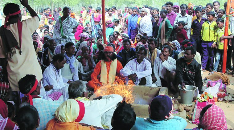 ब्राह्मण समुदाय के 150 से ज्यादा लोगों ने धमकी दी है कि यदि पुलिस उनके समुदाय की एक लापता किशोरी को ढूंढकर नहीं लाती तो वे सामूहिक तौर पर धर्म परिवर्तन कर इस्लाम कबूल कर लेंगे। (प्रतीकात्मक चित्र)