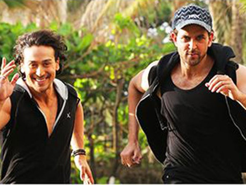 tiger shroff, hrithik roshan, advertisement, Bollywood, Entertainment News, टाइगर श्रॉफ, रितिक रौशन, विज्ञापन, बॉलीवुड, बॉलीवुड न्यूज़, मनोरंजन
