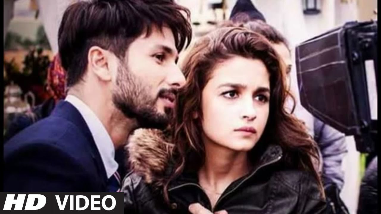 Alia bhatt, love date, partnet date, candle light dinner, आलिया भट्ट, आलिया डेट, कैंडिल लाइट