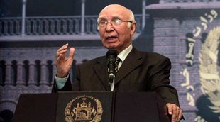 pakistan, hindi news, NSA meet, sarjaj aziz, india-pak meet, एनएसए मीटिंग, भारत-पाक बातचीत, आतंकवाद, कश्मीर मुद्दा, सरताज अजीज
