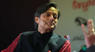 Shashi Tharoor, narendra modi, Tharoor Slam Modi, Modi Govt
