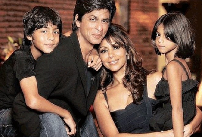 shahrukh khan, gauri khan, aryan, suhana, abram, true love