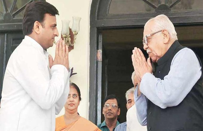 उत्तर प्रदेश के राज्यपाल से बढ़ी सपा की दूरी