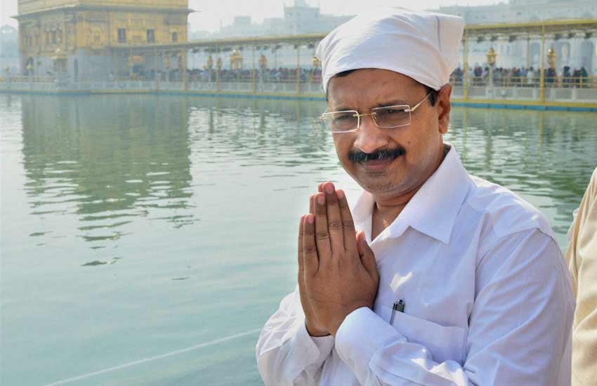 Arvind Kejriwal, Punjab, Kejriwal in Punjab, Golden Temple, Kejriwal News, Guru Granth Sahib, अरविंद केजरीवाल, पंजाब दौरा, स्वर्णमंदिर, अकालतख्त, अमृतसर
