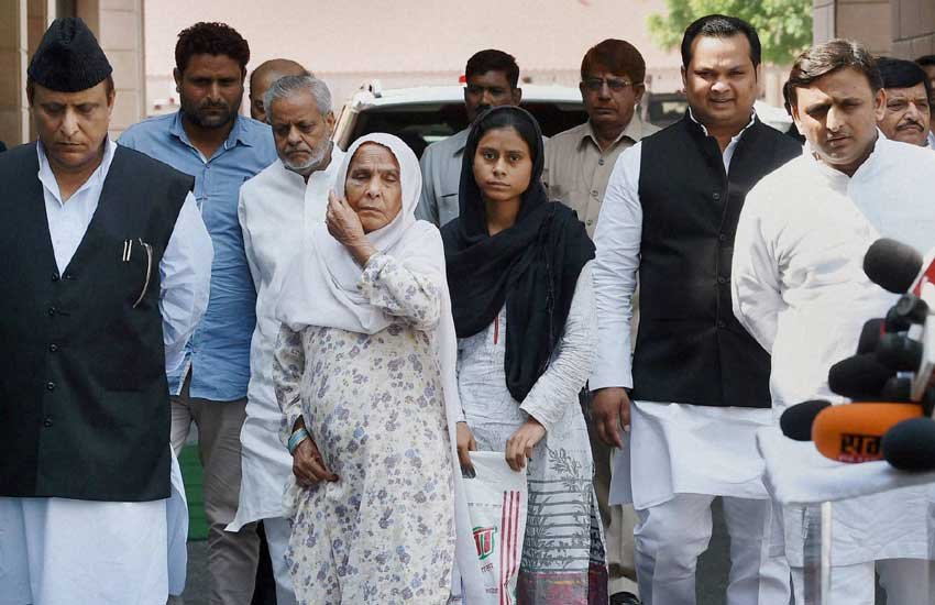 दादरी के दर्द पर मुआवजे का मरहम, अखिलेश पर लगाया ‘गोवध’ करने वालों को बचाने का आरोप