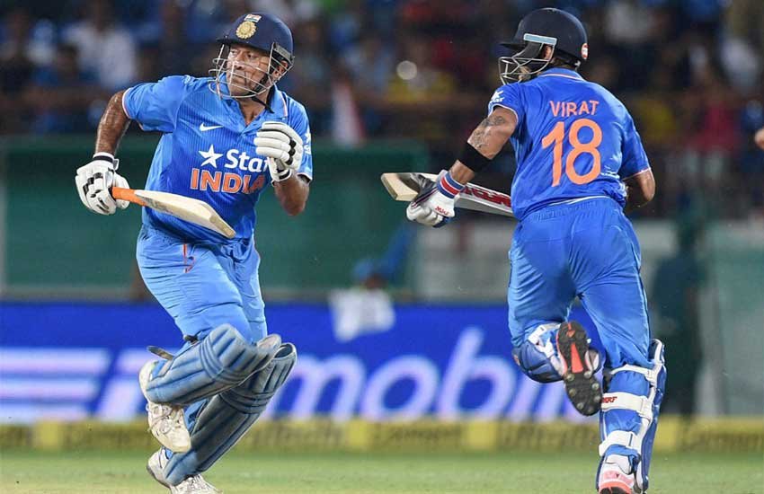 Live Scorecard india vs South Africa: राजकोट में खेले जा रहे तीसरे एकदिवसीय मुकाबले में भारत और दक्षिण अफ्रीका दोनों ही सिरीज में बढ़त के लिए तैयार है.. (पीटीआई फोटो) Live Scorecard india vs South Africa: राजकोट में खेले जा रहे तीसरे एकदिवसीय मुकाबले में भारत और दक्षिण अफ्रीका दोनों ही सिरीज में बढ़त के लिए तैयार है.. (पीटीआई फोटो)