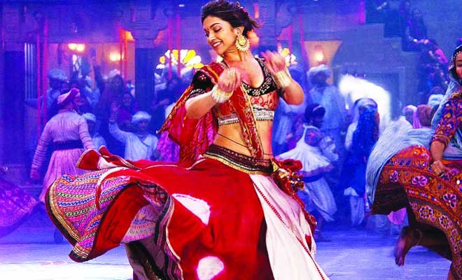 Deepika padukon, shahrukh khan, dilwale, bajirao mastani, priyanka chopra, ranveer singh, bollywood