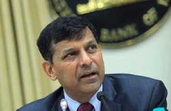रघुराम राजन: 9% वृद्धि दर के लिए निवेश, आपूर्ति बढ़ाने की जरूरत