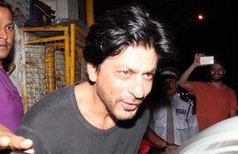 Shah Rukh Khan, Social Media, Salman Khan, Twitter, शाहरुख खान, सोशल मीडिया, सलमान खान, ट्विटर, मनोरंजन