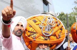 singh is bliing, akshay kumar, akshay kumar in singh is bliing, singh is bliing collections, prabhu dheva, akshay kumar films, akshay kumar actor, akshay kumar news, singh is bliing news, bollywood news, entertainment news, सिंह इज ब्लिंग, अक्षय कुमार, सिंह इज ब्लिंग अक्षय कुमार, अक्षय कुमार रिकॉर्ड ब्रेक, सिंह इज ब्लिंग बॉक्स ऑफिस कलेक्शन, सिंह इज ब्लिंग बंपर ओपनिंग, बॉलीवुड, बॉलीवुड म्यूज़, मनोरंजन
