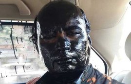 sudheendra kulkarni, shiv sena, sudheendra kulkarni shiv sena, kasuri book launch, khurshi mahmud kasuri book, neither a hawk nor a dove:an insider account of pakistan foreign policy, mumbai news, india news, सुधींद्र कुलकर्णी, शिवसेना, शिवसैनिकों, खुर्शीद महमूद कसूरी, पाकिस्तान, नाइदर अ हॉक नॉर अ डव