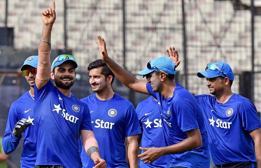 Live Score India vs South Africa: आखिरी टी2 मुकाबले में टीम इंडिया की पूरी कोशिश मेहमान टीम दक्षिण अफ्रीका को हराने की होगी। (फोटो-पीटीआई)
