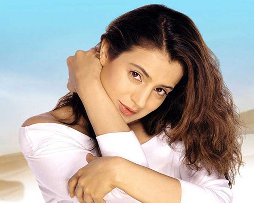 Ameesha Patel, Kushal Tandon, National Anthem, periods, twitter war, amisha patel twitter, Kushal Tandon twitter, amisha patel latest news, ameesha news in hindi, bollywood, bollywood news in hindi, tv, entertainment news, latest bollywood news, राष्‍ट्रगान, कुशाल टंडन, अमीषा पटेल, ट्विटर वार, ट्वीट, बॉलीवुड, बॉलीवुड न्यूज़, मनोरंजन