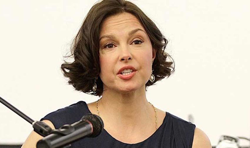 ashley judd, ashley judd harassed, ashley judd sexually harassed, ashley judd sexually abused, ashley judd sexual harassment, ashley judd sexual abuse, ashley judd harassment, ashley judd news, studio mogul, studio executive, hollywood