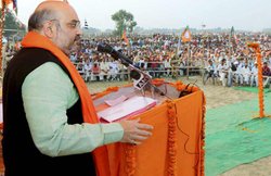 अमित शाह को प्रचार से बैन कराने के लिए चुनाव आयोग पहुंचे जेडीयू, कांग्रेस, आरजेडी के नेता