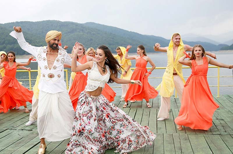 singh is bliing, akshay kumar, akshay kumar in singh is bliing, singh is bliing collections, prabhu dheva, akshay kumar films, akshay kumar actor, akshay kumar news, singh is bliing news, bollywood news, entertainment news, सिंह इज ब्लिंग, अक्षय कुमार, सिंह इज ब्लिंग अक्षय कुमार, अक्षय कुमार रिकॉर्ड ब्रेक, सिंह इज ब्लिंग बॉक्स ऑफिस कलेक्शन, सिंह इज ब्लिंग बंपर ओपनिंग, बॉलीवुड, बॉलीवुड म्यूज़, मनोरंजन