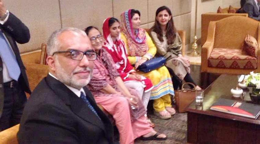 geeta india pakistan, geeta indian girl lost in pakistan, geeta indian in pakistan, geeta return india, geeta indian girl, geeta in pakisatan,geeta stranded in pakistan, edhi foundation, nation news, india news, latest news, गीता, भारत पाकिस्तान, गीता पाकिस्तान, बजरंगी भाईजान
