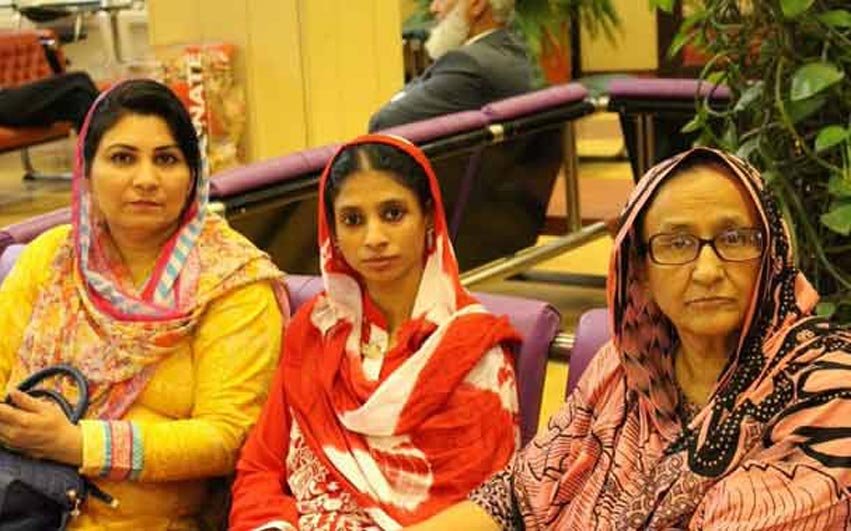 geeta india pakistan, geeta indian girl lost in pakistan, geeta indian in pakistan, geeta return india, geeta indian girl, geeta in pakisatan,geeta stranded in pakistan, edhi foundation, nation news, india news, latest news, गीता, भारत पाकिस्तान, गीता पाकिस्तान, बजरंगी भाईजान