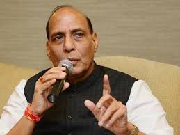 वीके सिंह और किरण रिजीजू से खफा राजनाथ सिंह, दे डाली संभलकर बोलने की नसीहत