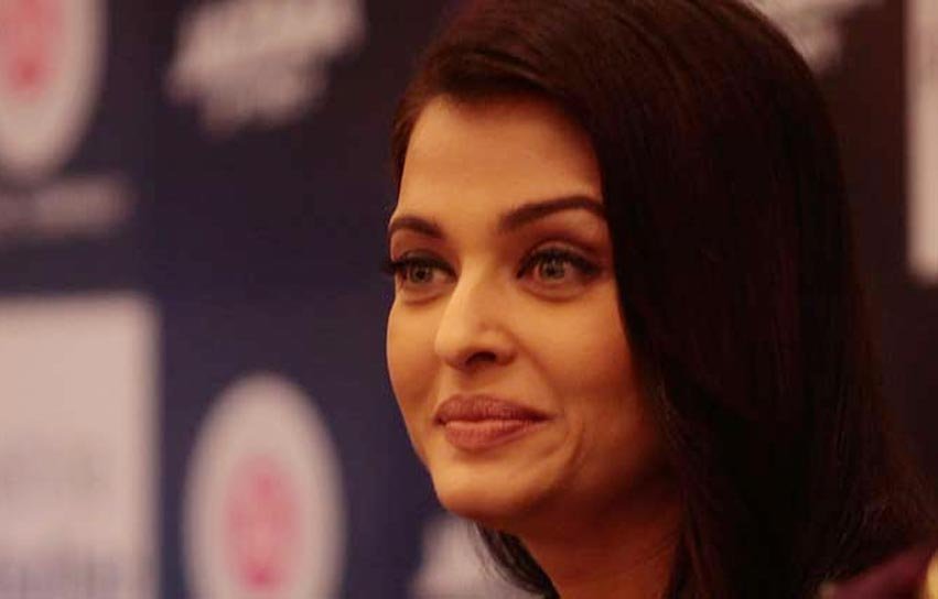 aishwarya rai bachchan, jazbaa, jazbaa release, irrfan khan, bollywood, entertainment news, ऐशवर्या राय बच्चन, जज्बा, जज्बा रिलीज़, इरफान खान, बॉलीवुड, बॉलीवुड न्यूज़, मनोरंजन