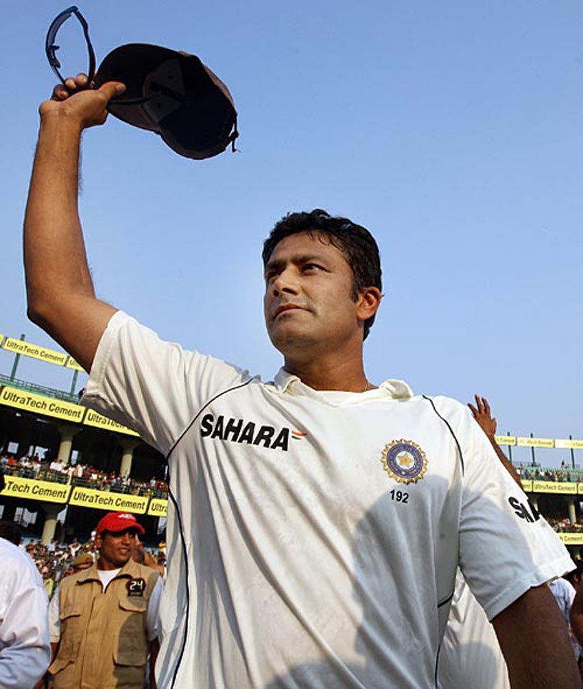 कुंबले ने अंतरराष्ट्रीय क्रिकेट की शुरुआत श्रीलंका के खिलाफ वनडे में अप्रैल 1990 में की। इसी वर्ष इंग्लैड के खिलाफ पहला टेस्ट मैच खेला। (फोटो-एएफपी)