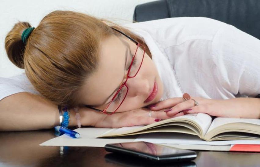 Study, weight gain, teens, caused, late bedtime, International news, latest international news, international news in Hindi, World News in Hindi, World News, Hindi World News