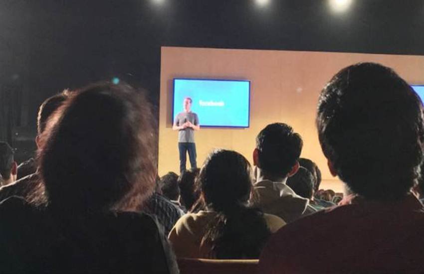 Mark Zuckerberg Iit Delhi, Mark Zuckerberg In India, Mark Zuckerberg India Internet, Mark Zuckerberg Town Hall Meeting, Mark Zuckerberg Town Hall Meeting Today, Mark Zuckerberg Town Hall Q&aZuckerberg In India, Zuckerberg India Visit, आईआईटी दिल्‍ली, टाउनहॉल, फेसबुक, मार्क जुकरबर्ग, मार्क जुकेरबर्ग