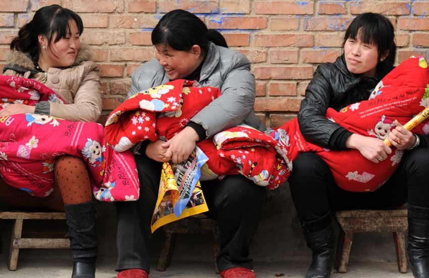 चीन में ‘One Child Policy’ हुई बंद, अब दो बच्चे पैदा कर सकते हैं दंपत्ति