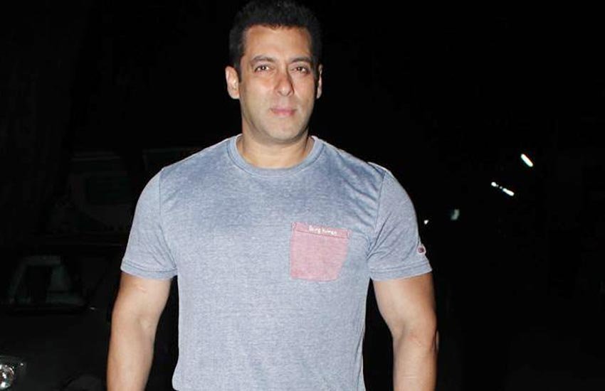 salman khan, salman khan robbed, Prem Ratan Dhan Payo, Bollywood, Entertainment News, सलमान खान, सलमान खान फैन, प्रम रत्न धन पायो, बॉलीवुड, बॉलीवुड न्यूज़, मनोरंजन