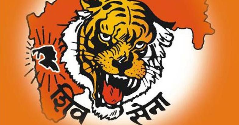 गुड़गांवः शिवसैनिकों का हंगामा, गिराए पाकिस्तानी झंडे, लगाए पाक कलाकारों के विरोध में नारे